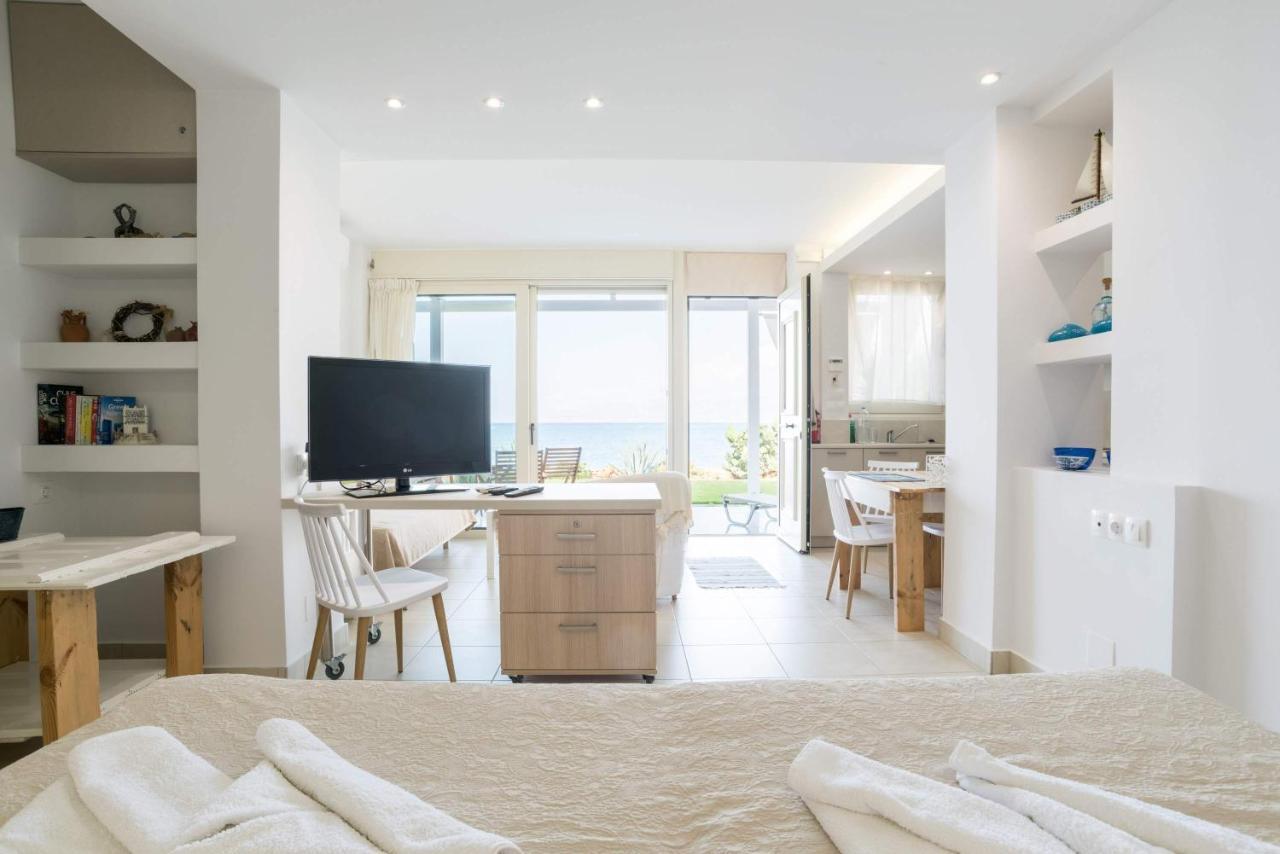 Junior Suite By The Beach Stalida Екстериор снимка