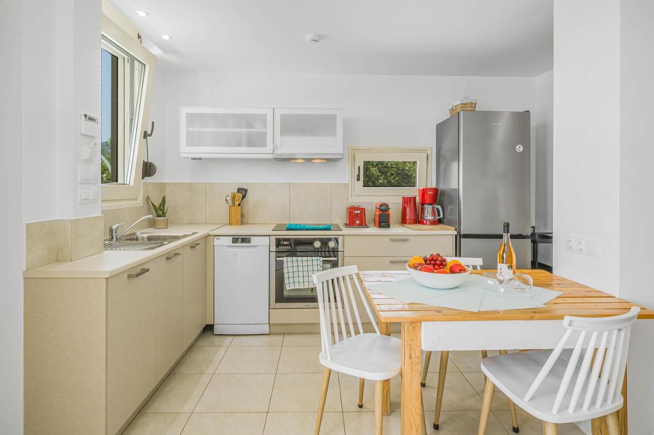 Junior Suite By The Beach Stalida Екстериор снимка